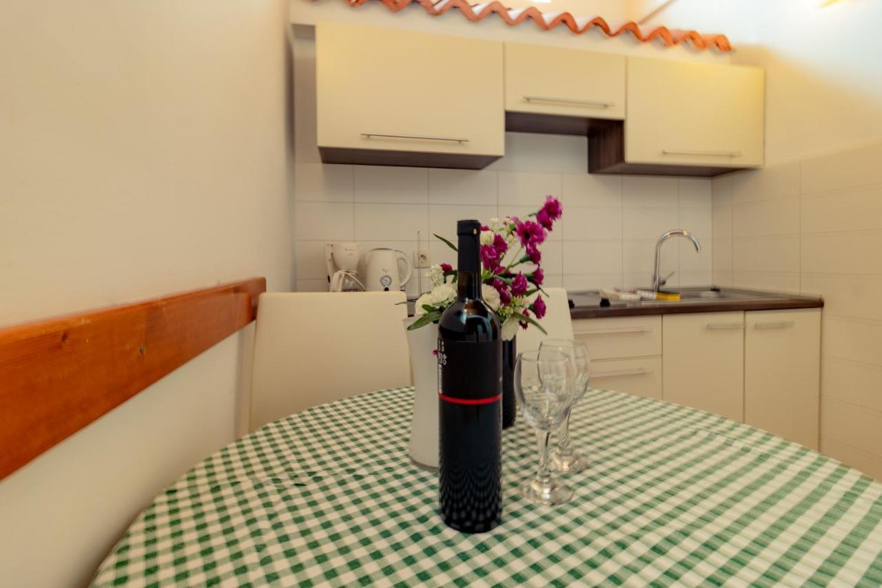 Apartments Villa Jadranka Marusici  Екстериор снимка